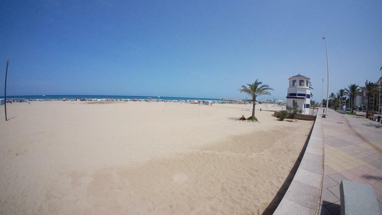 Preciosos Apartamentos Caracola En La Primera Linea De La Playa De Gandía Eksteriør billede